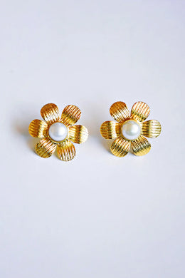 Tatum James | Flower Studs