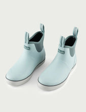 Load image into Gallery viewer, Huk | Women's Rogue Wave Boot | Heron Blue