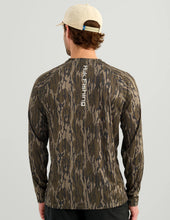 Load image into Gallery viewer, HUK | Pursuit Performance Shirt - MO Bottomland