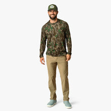 Load image into Gallery viewer, Aftco | Mossy Oak Camo Performance Hoodie