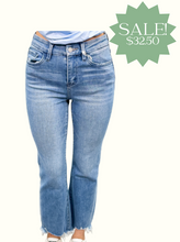 Load image into Gallery viewer, Light Denim High Rise Crop Flare